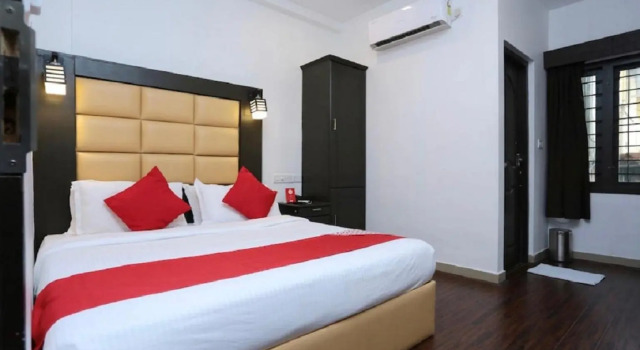 Qubehotelinn, Varaa Hotelli Kochi New Delhi