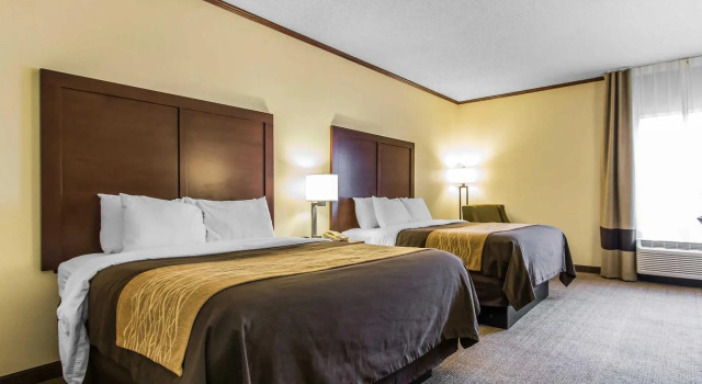 Четырёхместный номер Standard Ardmore Inn & Suites Ardmore