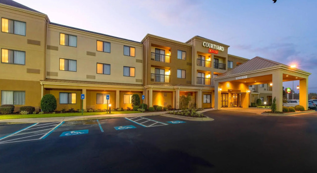 Courtyard Albany, Boek Hotel Hotels in Albany met ontbijt, Ontbijt