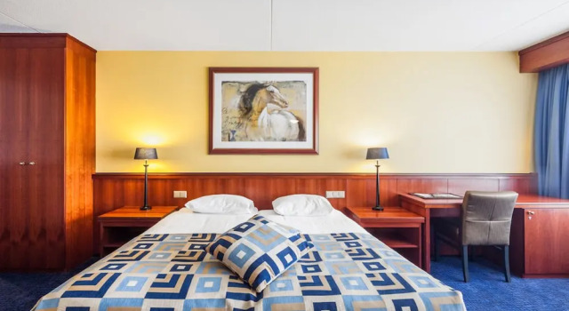 Четырёхместный номер Standard Van der Valk Hotel Emmen