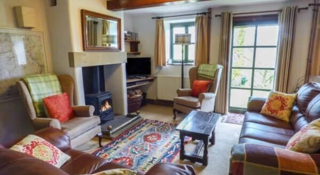 Spout Cottage, Boek Vakantiehuis Hotels in Merseyside met zwembad, Zwembad