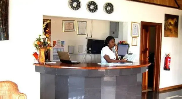 Rainforest Hotel, Book Hotel Akrofrom Central region