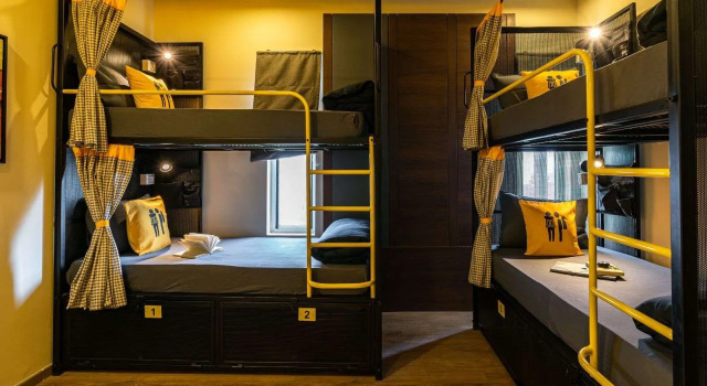 The Hosteller Bangalore, Brigade Road, Забронировать Хостел Бангалор штат Карнатака, рядом с Hosmat Hospital