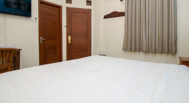 Camera Superior Hotel Vala Malioboro Yogyakarta