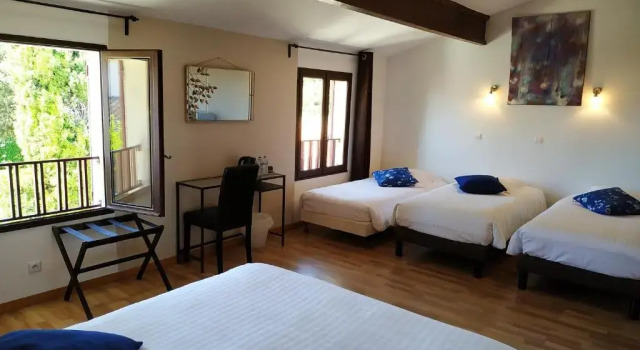 Семейный номер Standard Hôtel Le Mas Des Amandiers