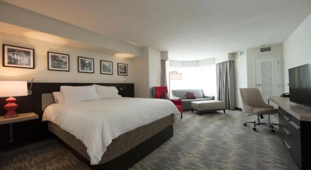Номер Standard Courtyard by Marriott Athens Downtown