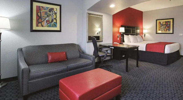 Номер Standard La Quinta Inn & Suites by Wyndham South Dallas - Hutchins