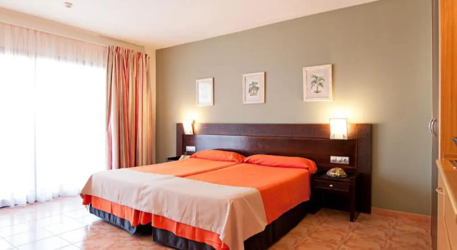 Двухместный номер Standard с видом на море Hotel LIVVO Lago Taurito & Aquapark