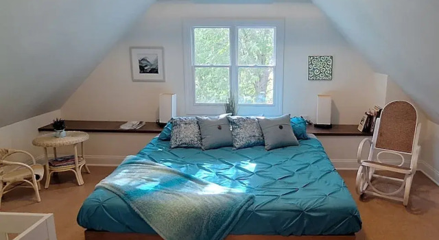 The Oak Park Loft