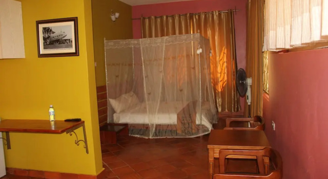 Cottage con balcone Saltek Forest Cottages