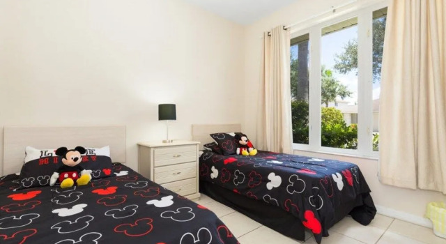Sunset Lakes 2943, Buchen Sie Ferienhaus Hotels in Four Corners mit Pool, Schwimmbad