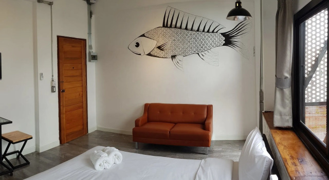 V1 Room Hotel, Varaa Hotelli Hotellit North-Eastern Thailand pysäköinnillä, Pysäköinti