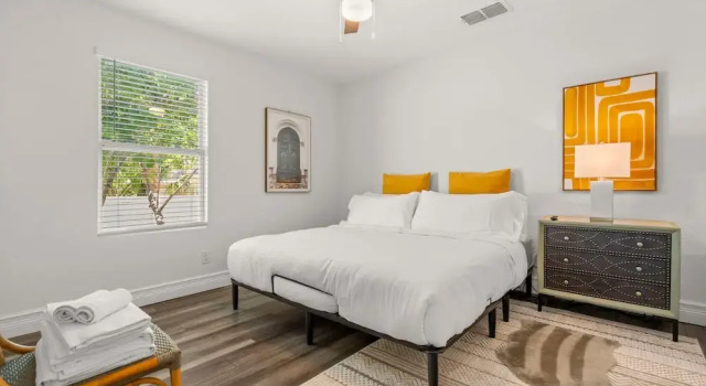 NEW Soho Oasis - Stunning Home In Heart of Soho, Забронировать Дом для отпуска Виллы Тампа, Вилла