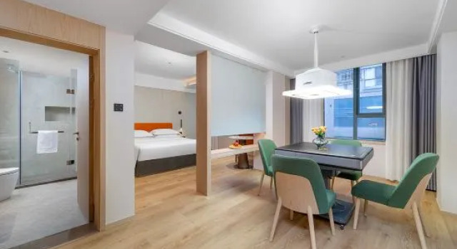 Люкс Deluxe Huaxi Hotel