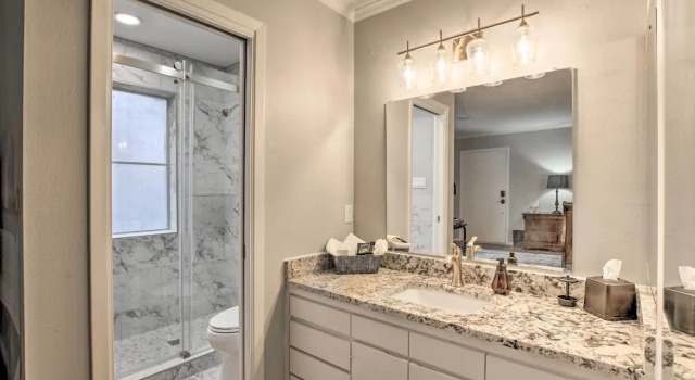 Апартаменты ~ 10 Mi to Downtown: Quiet Dallas Studio