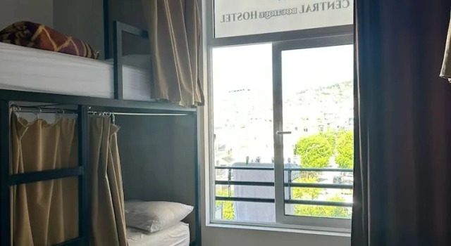 Кровать в общем номере Central Boutique Hostel