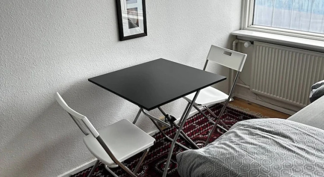 Апартаменты с балконом Cozy 1-bedroom Apartment in Central Hvidovre, Copenhagen