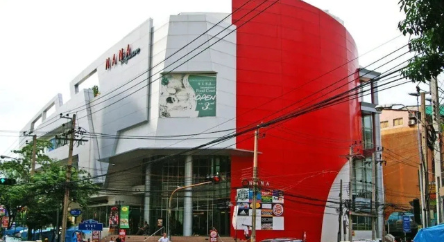 The Ostel Hostel Bangkok, Забронировать Хостел Хостелы Бангкока, рядом с Универмаг Central Chidlom, Хостел
