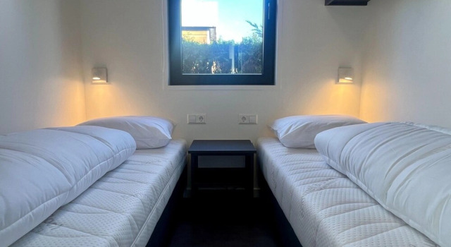 Modern Family Retreat Near the Beach, Book Feriehus Schagen 