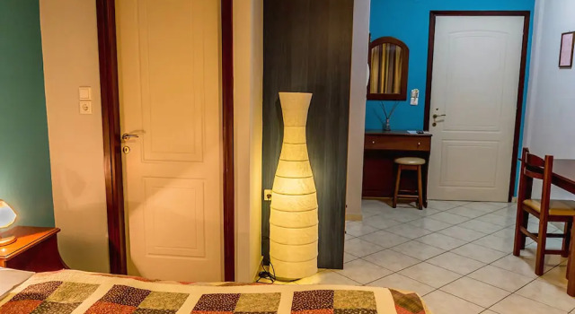 Tsironis Guesthouse, Prenota Hotel Hotel a Epiro con parcheggio, Parcheggio