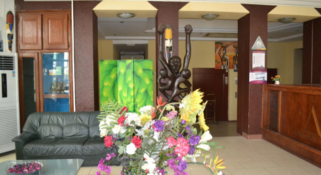 Hôtel Akena City, Boek Hotel Hotels in Douala met parkeren, Parkeren