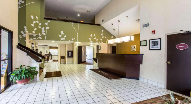 SureStay by Best Western Summerville Flowertown