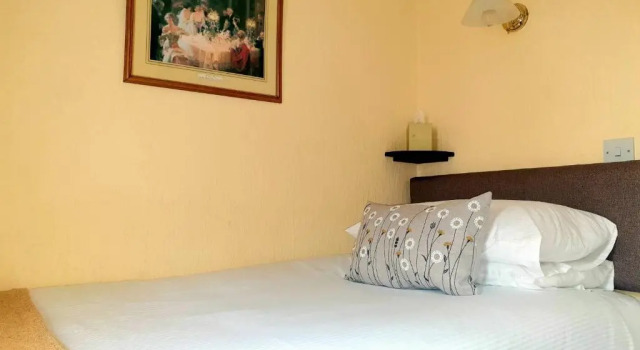 Standard quarto Melba House