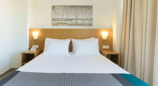 Номер Standard с балконом City Center Hotel