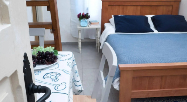 Allenby 2 Bed and Breakfast, Varaa Matkakoti Hotellit Jerusalem aamiaisella, lähellä Jerusalem Central Bus Station, Aamiainen