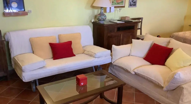 Mari’s House, Rezervați Hotel Hoteluri în Castagnito cu parcare, Parcare