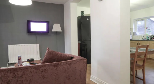 Bazely Street - Deluxe Double Room