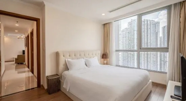 Люкс Standard с 3 комнатами Homeinn Selected Hotel (Shanghai Luheng Road Subway Station)
