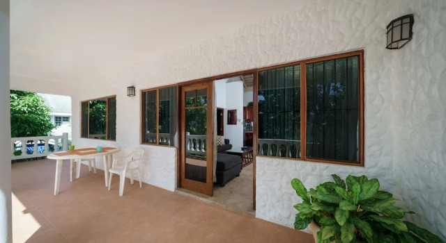 Двухместные апартаменты Beach House Condos, Negril