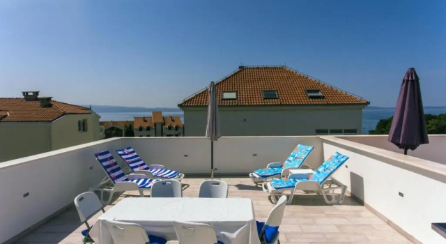 Apartment with terrace and free parking - Beach nearby, Prenota Appartamento Splitska 