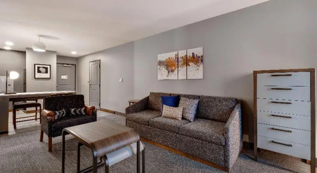 Четырёхместная студия Homewood Suites By Hilton Oak Creek Milwaukee