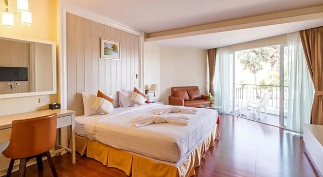 Номер Superior Saint Tropez Beach Hotel