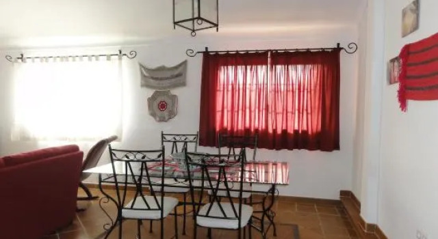 Apartamentos Em Moradia Com Jardim, Rezerwuj Apartament Hotele w Lisbon Region z parkingiem, Parking