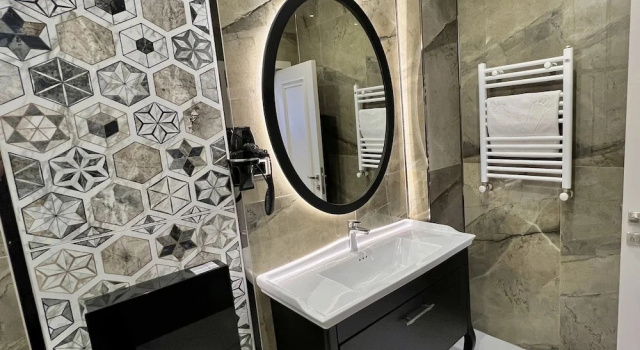 Люкс MQ Hotel Suites & SPA