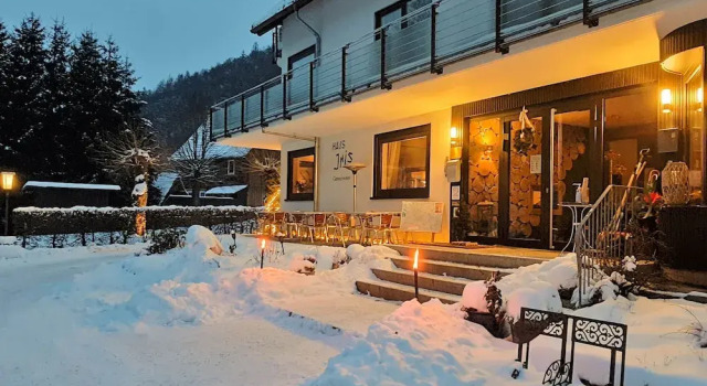 Harz hotel Iris, Забронировать Отель Херцберг-ам-Харц Eichsfeld
