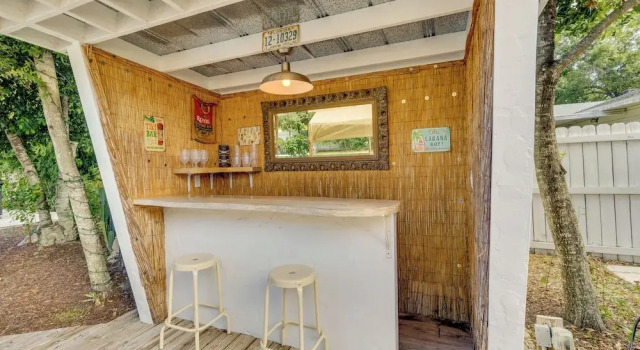Mount Dora Home: Private Pool, Spa & Tropical Bar!, Boek Resort Mount Dora Florida