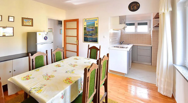 House Nera St.Georges-de-Montclard