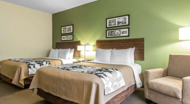Четырёхместный номер Standard Sleep Inn & Suites Middlesboro