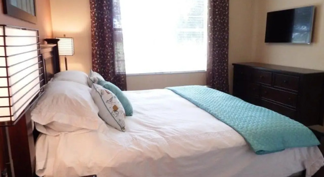 South Facing Pool & Game Room! 4 Bedroom Home