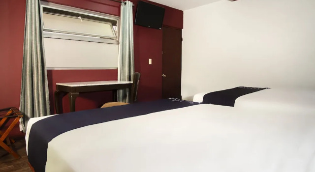 Четырёхместный номер Standard Hotel Rose Ensenada