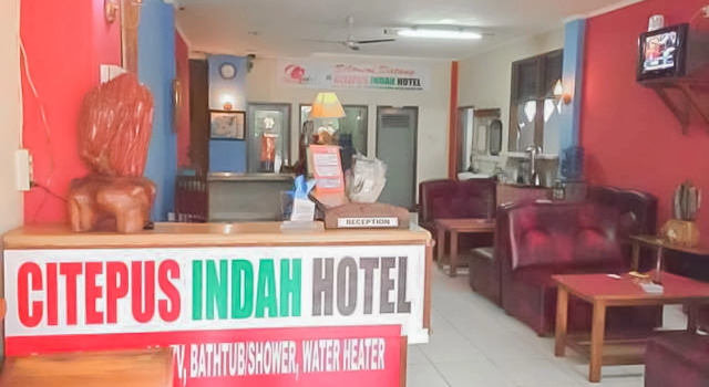 RedDoorz near Pantai Citepus Pelabuhan Ratu, Rezervovat Hotel Cisolok West Java