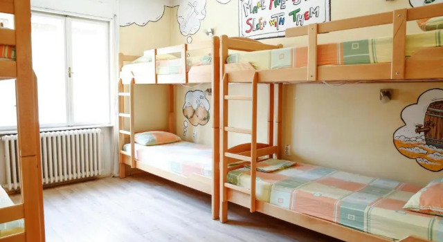 Кровать в общем номере City Hostel