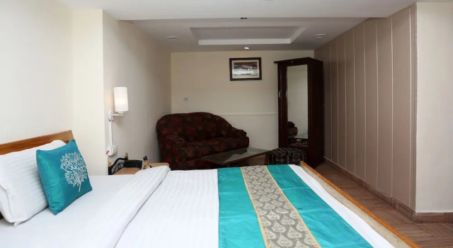 OYO Premium Near Mussoorie Public School, Rezervovat Hotel Mussoorie Uttarakhand