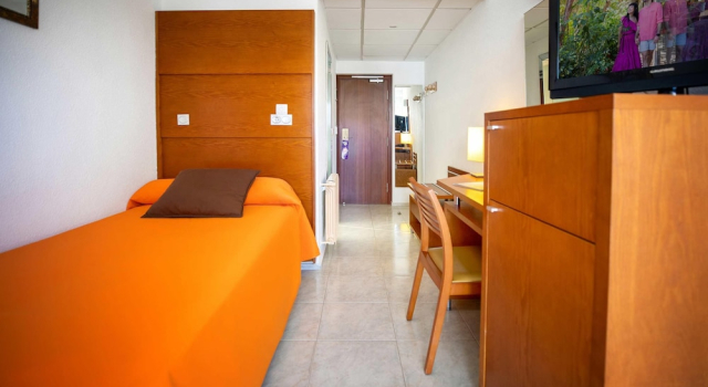 Одноместный номер Standard с балконом Hotel Servigroup Diplomatic 4 Sup