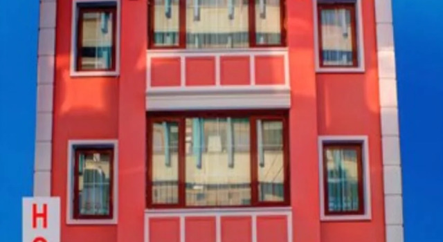 Hotel Real Life