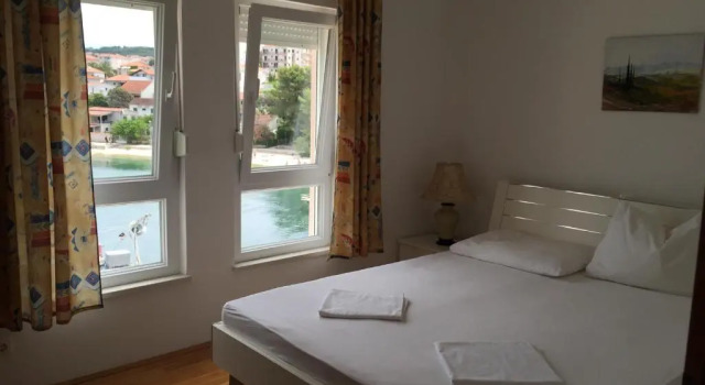 Апартаменты с балконом Apartments Villa Plaza